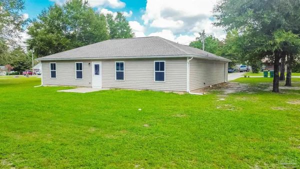 $1,650 | 3328 Broadview Circle, Crestview, FL 32539