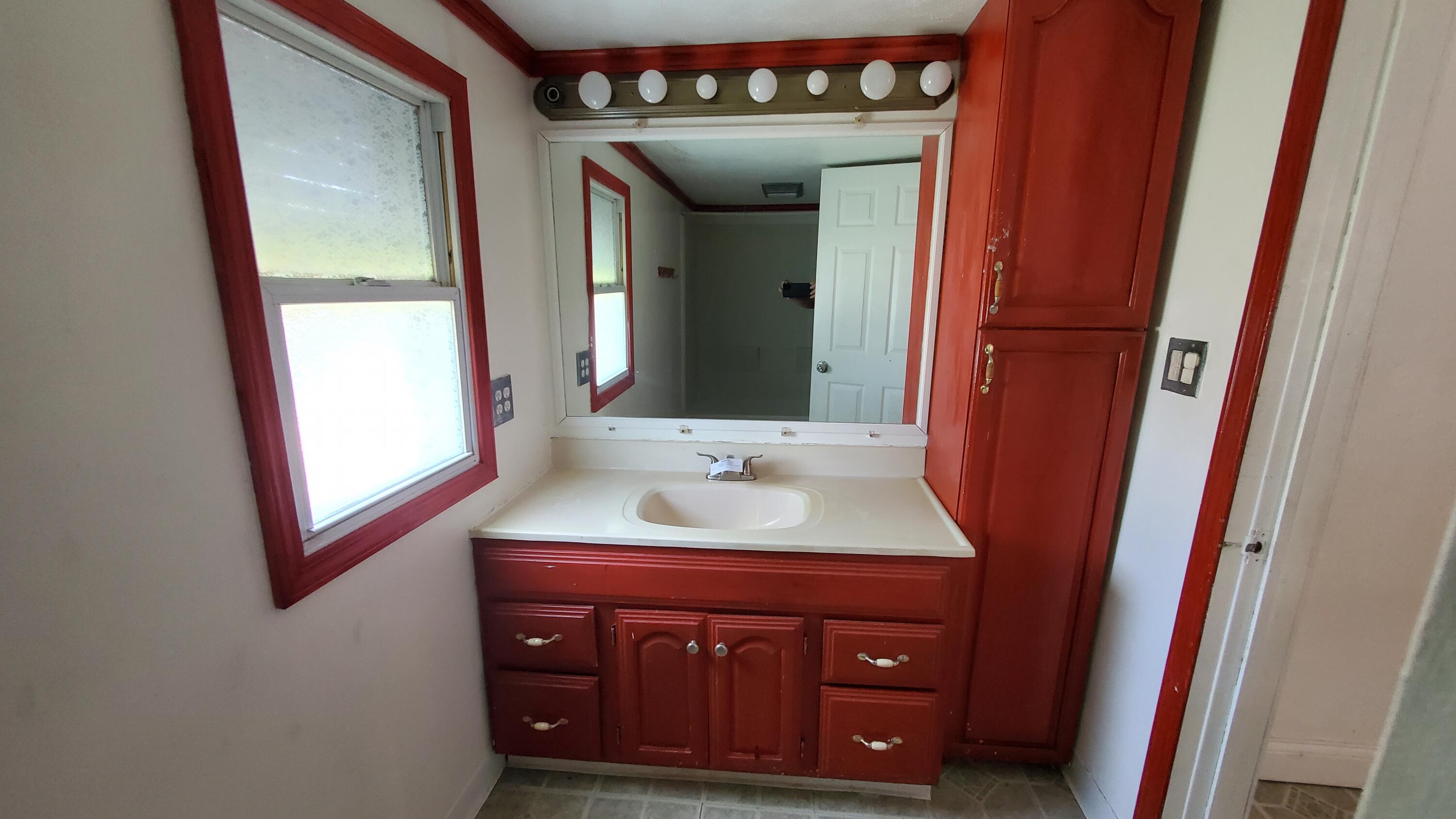 1247 Rathbone Street Southwest Wyoming, MI 49509 - Photo 7 of 19 20240803_131031