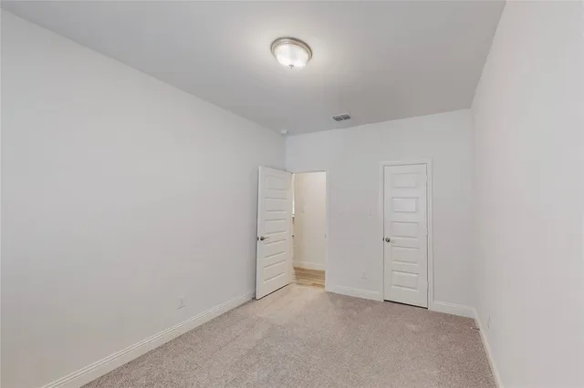 $2,585 | 272 Tallgrass Drive, Lavon, TX 75166