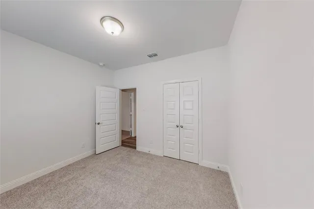 $2,585 | 272 Tallgrass Drive, Lavon, TX 75166