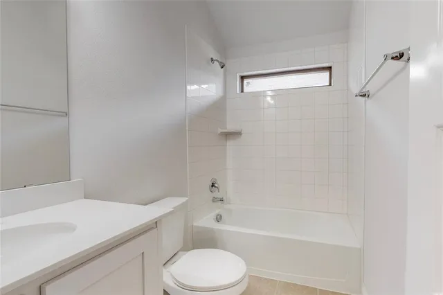 $2,585 | 272 Tallgrass Drive, Lavon, TX 75166