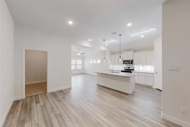 $2,585 | 272 Tallgrass Drive, Lavon, TX 75166