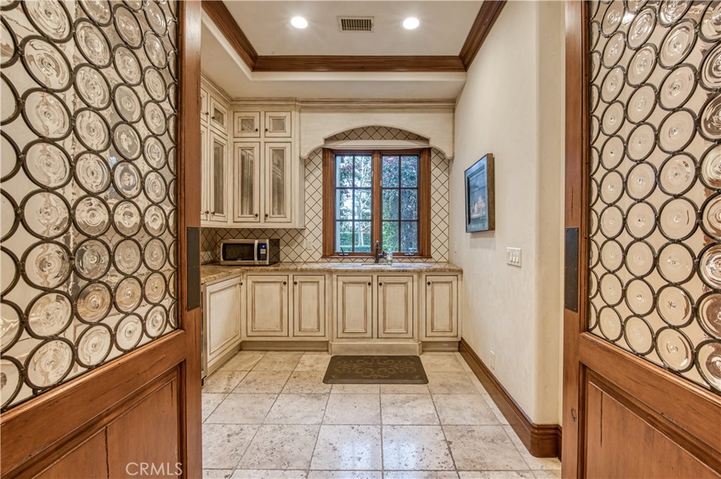 22931 Sonriente Trail Coto de Caza, CA 92679 - Photo 12 of 45