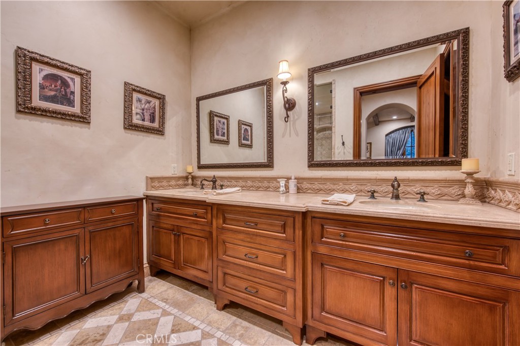 22931 Sonriente Trail Coto de Caza, CA 92679 - Photo 24 of 45