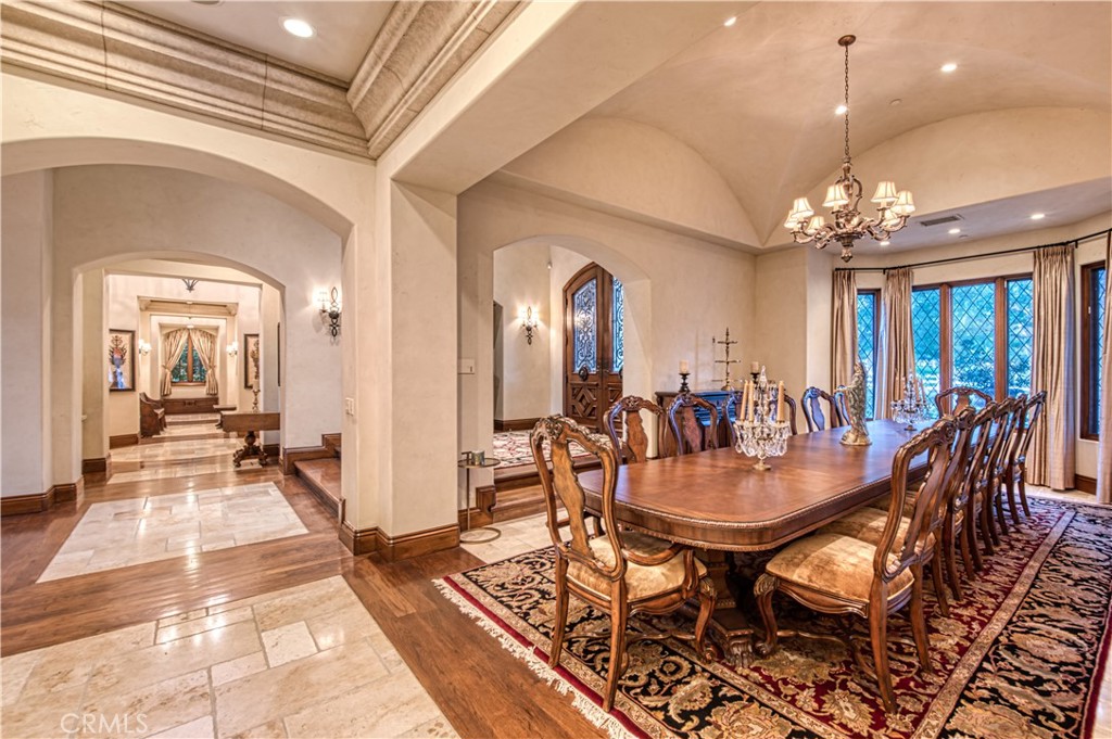 22931 Sonriente Trail Coto de Caza, CA 92679 - Photo 10 of 45