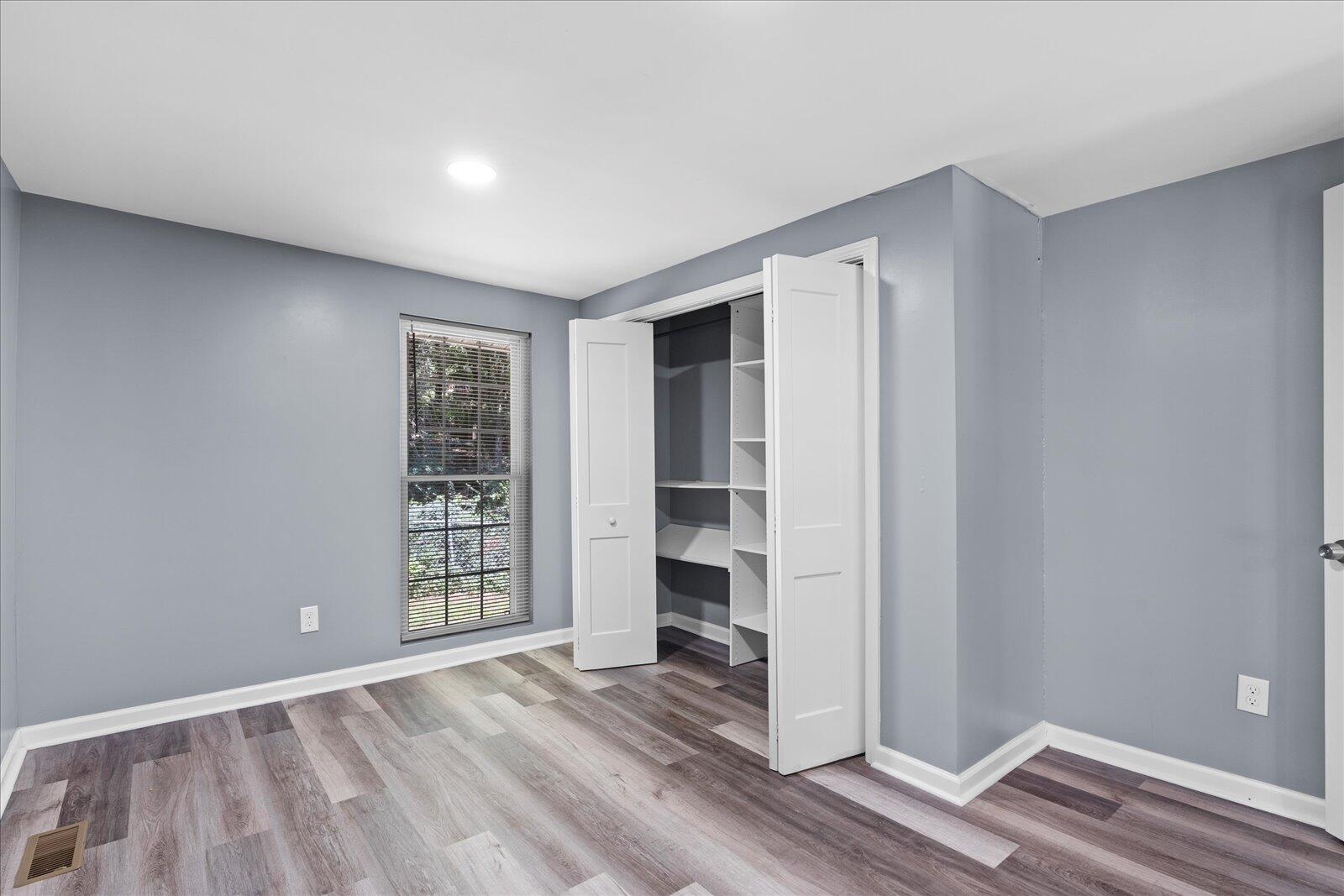 6626 Fairview Road Hixson, TN 37343 - Photo 17 of 27 16-6626 Fairview Rd-16