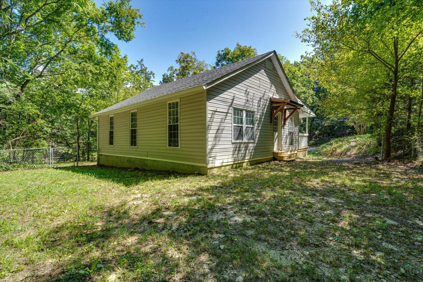 6626 Fairview Road Hixson, TN 37343 - Photo 21 of 27 20-6626 Fairview Rd-20