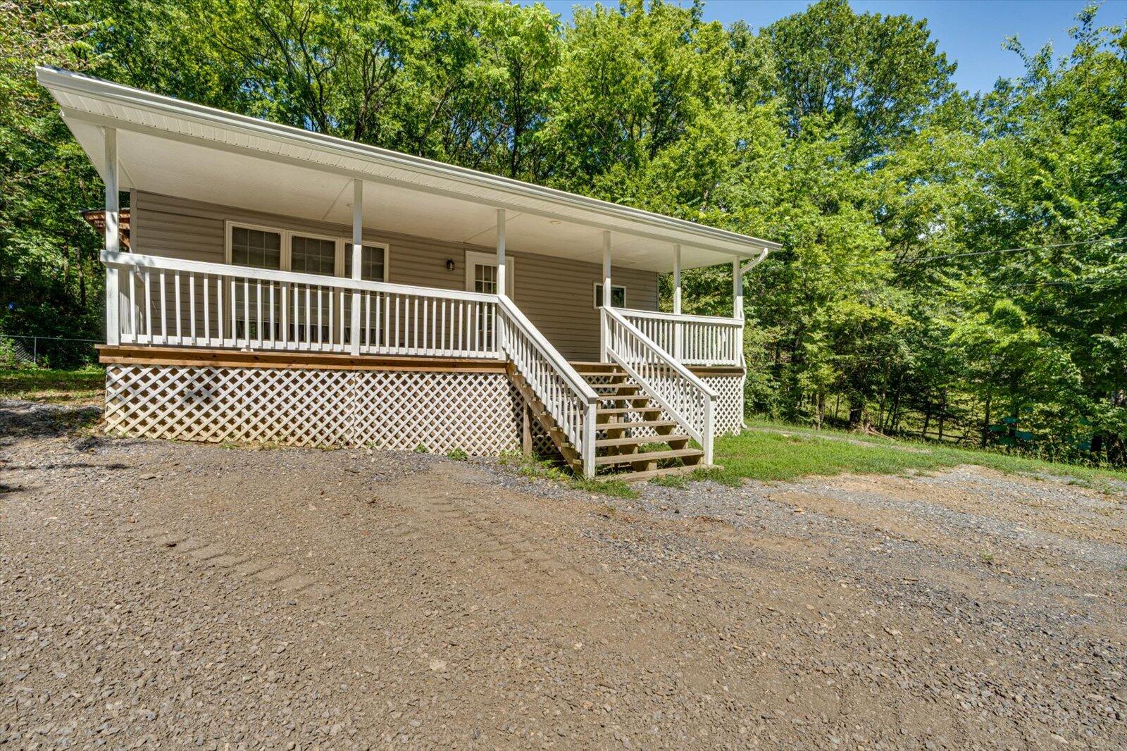 6626 Fairview Road Hixson, TN 37343 - Photo 3 of 27 02-6626 Fairview Rd-2