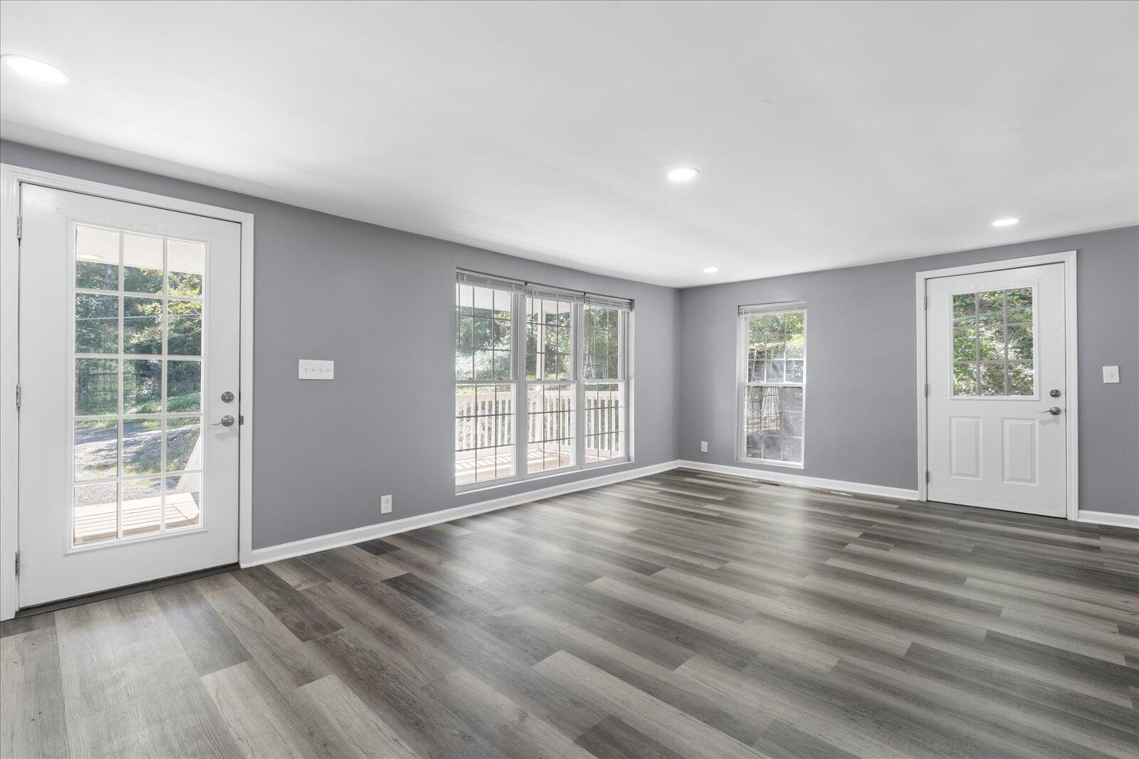 6626 Fairview Road Hixson, TN 37343 - Photo 6 of 27 05-6626 Fairview Rd-5