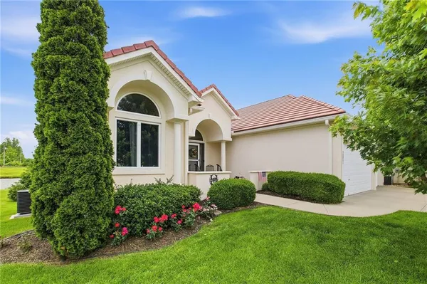 $505,000 | 20801 East 37th Terrace Court South, Independence, MO 64057