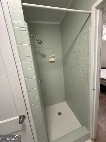 a bathroom with a tub