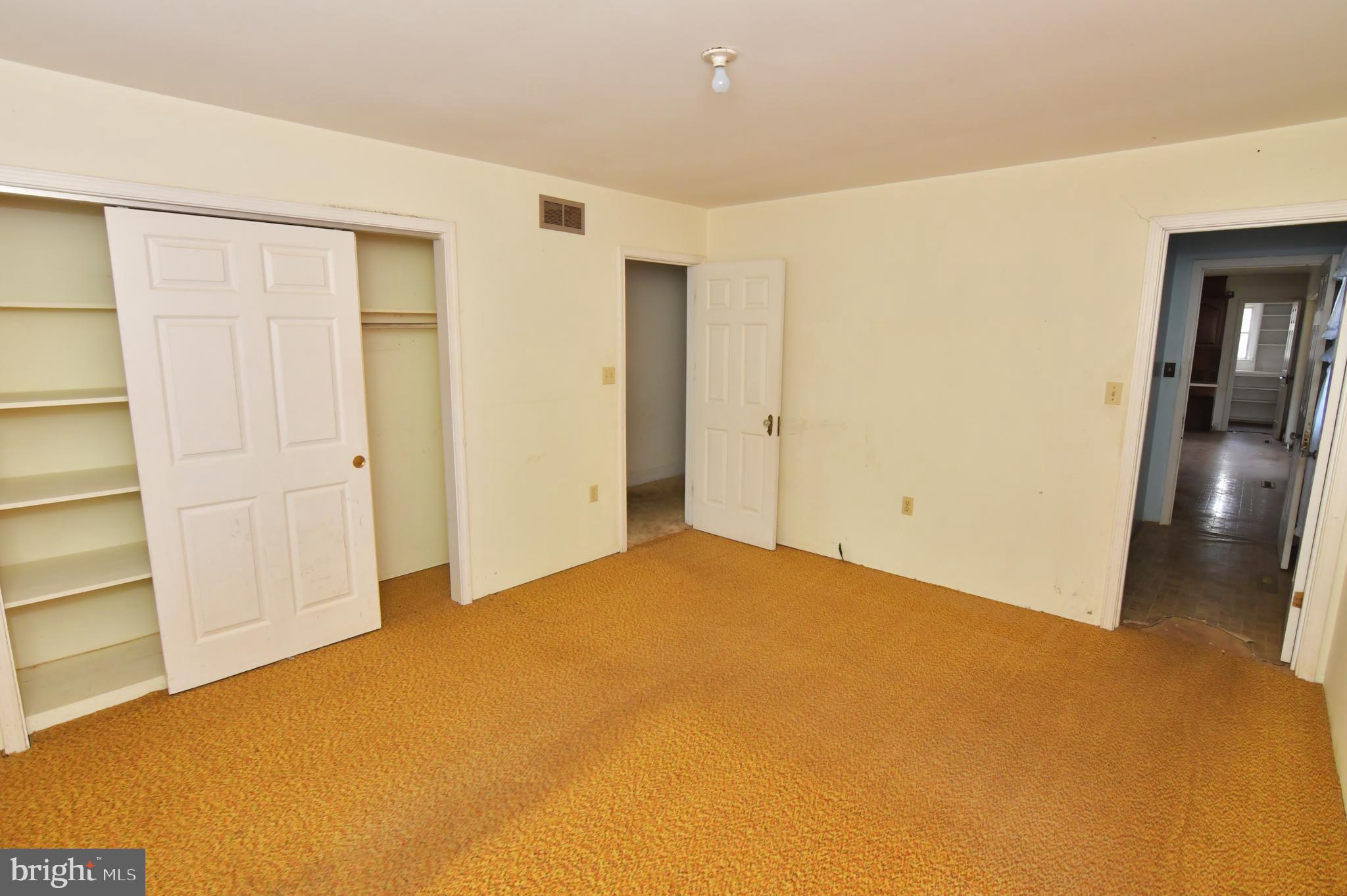 136 Ash Road Front Royal, VA 22630 - Photo 33 of 52 Bedroom 1 main level