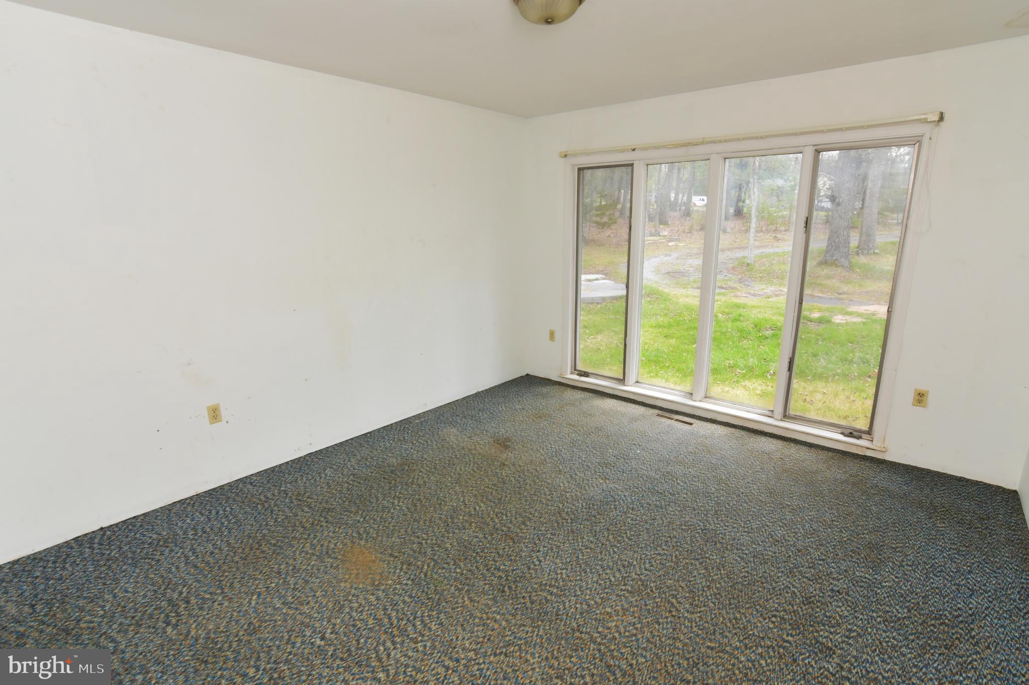 136 Ash Road Front Royal, VA 22630 - Photo 34 of 52 Bedroom 2 main level