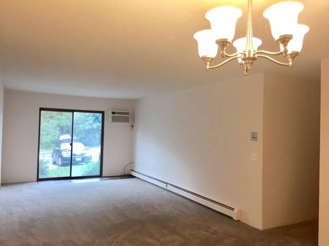 13 Strawberry Bank Road, Unit 3 Nashua, NH 03062 - Photo 8 of 15