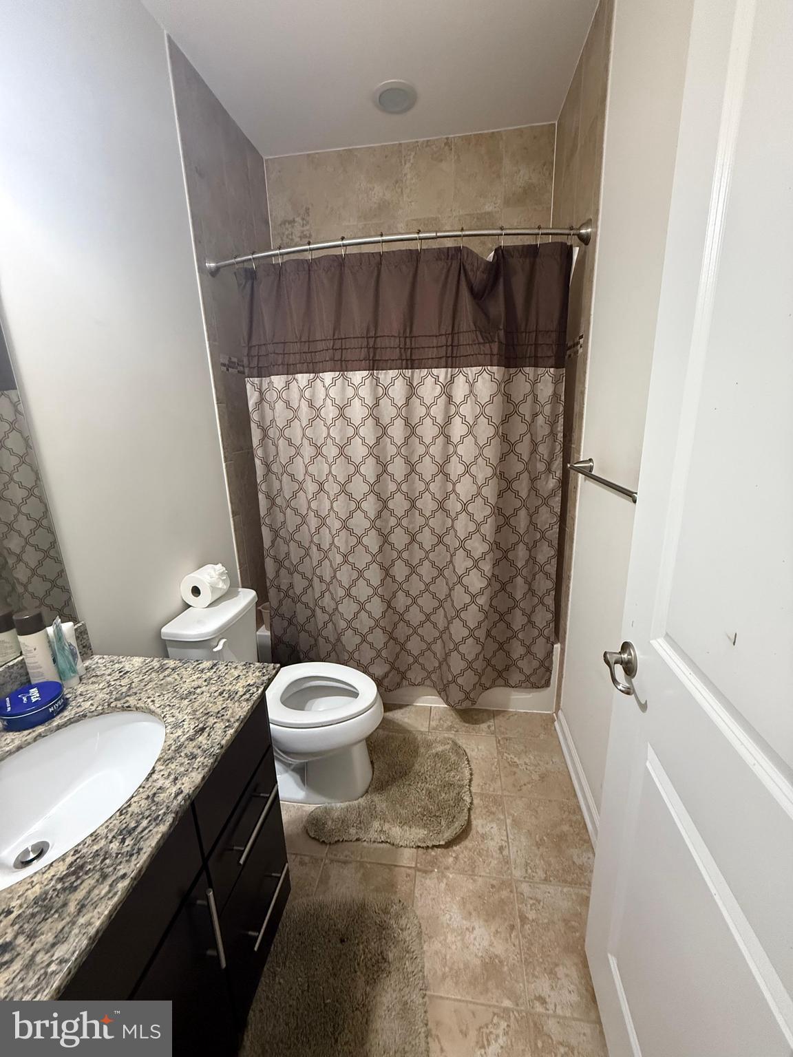 19710 Vaughn Landing Drive Germantown, MD 20874 - Photo 14 of 18 Bathoom 2