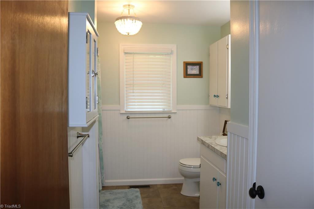 5133 Yukon Road Walkertown, NC 27051 - Photo 11 of 20 Hall Bath