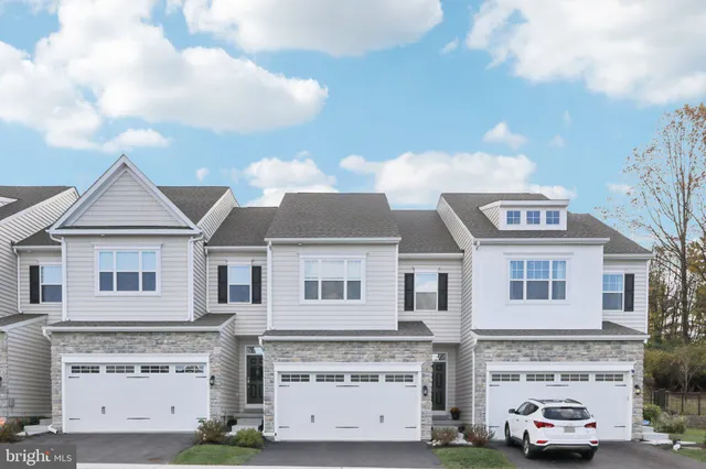 $675,000 | 52 Juliet Lane, Newtown Square, PA 19073