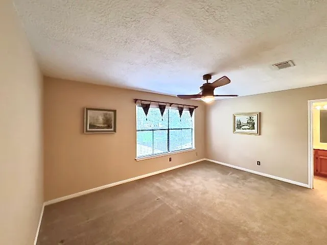 $170,000 | 3823 Knollcrest Drive, Montgomery, TX 77356