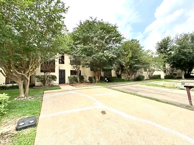 $170,000 | 3823 Knollcrest Drive, Montgomery, TX 77356