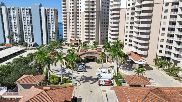 $895,000 | 2090 West First Street, Unit F2806, Fort Myers, FL 33901