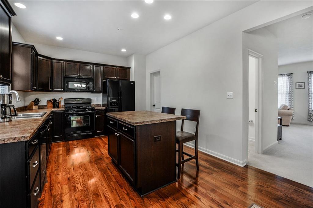 136 Harmony Road Wexford, PA 15090 - Photo 7 of 25 Gallery Image 7