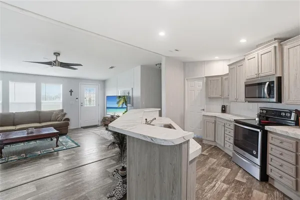 $549,000 | 3195 Fernwood Lane, LaBelle, FL 33935