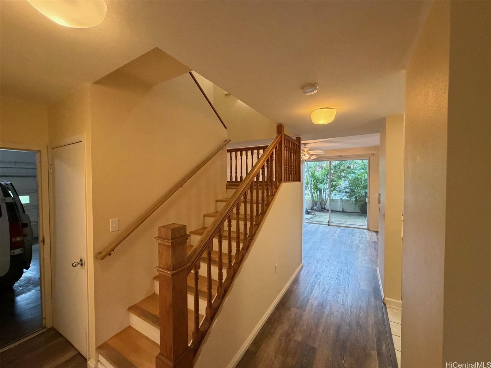 92-1551 Ali'inui Drive, Unit 17H Kapolei, HI 96707 - Photo 4 of 19 Freshly painted