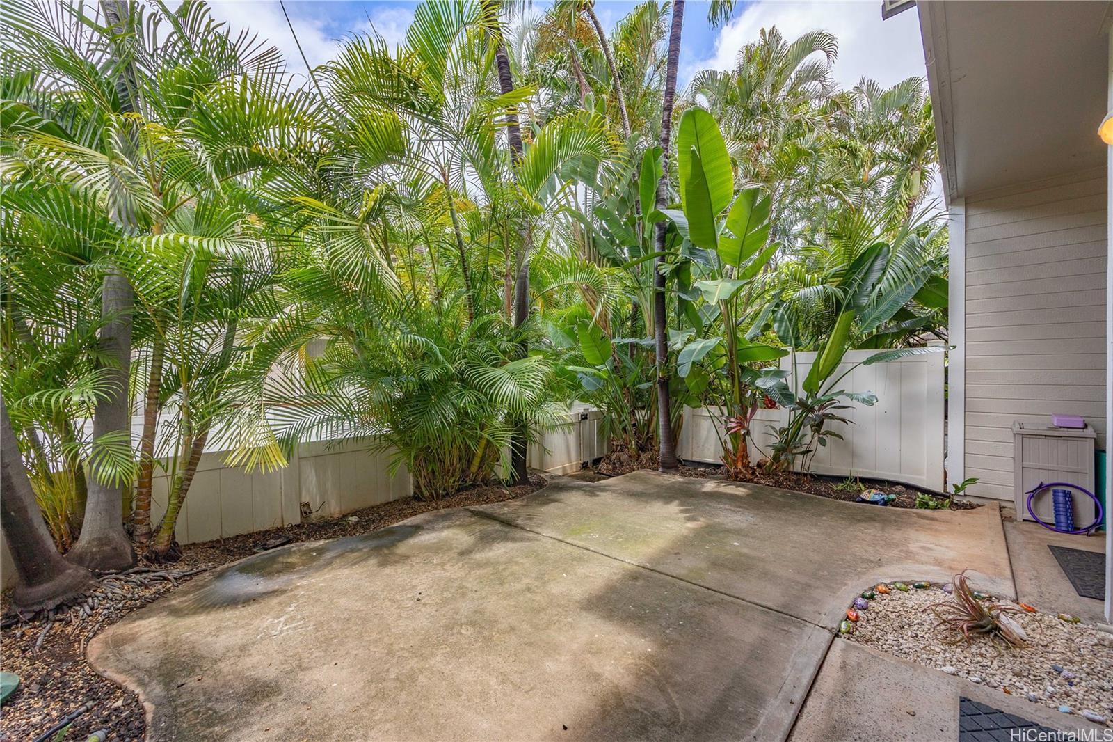 92-1551 Ali'inui Drive, Unit 17H Kapolei, HI 96707 - Photo 8 of 19