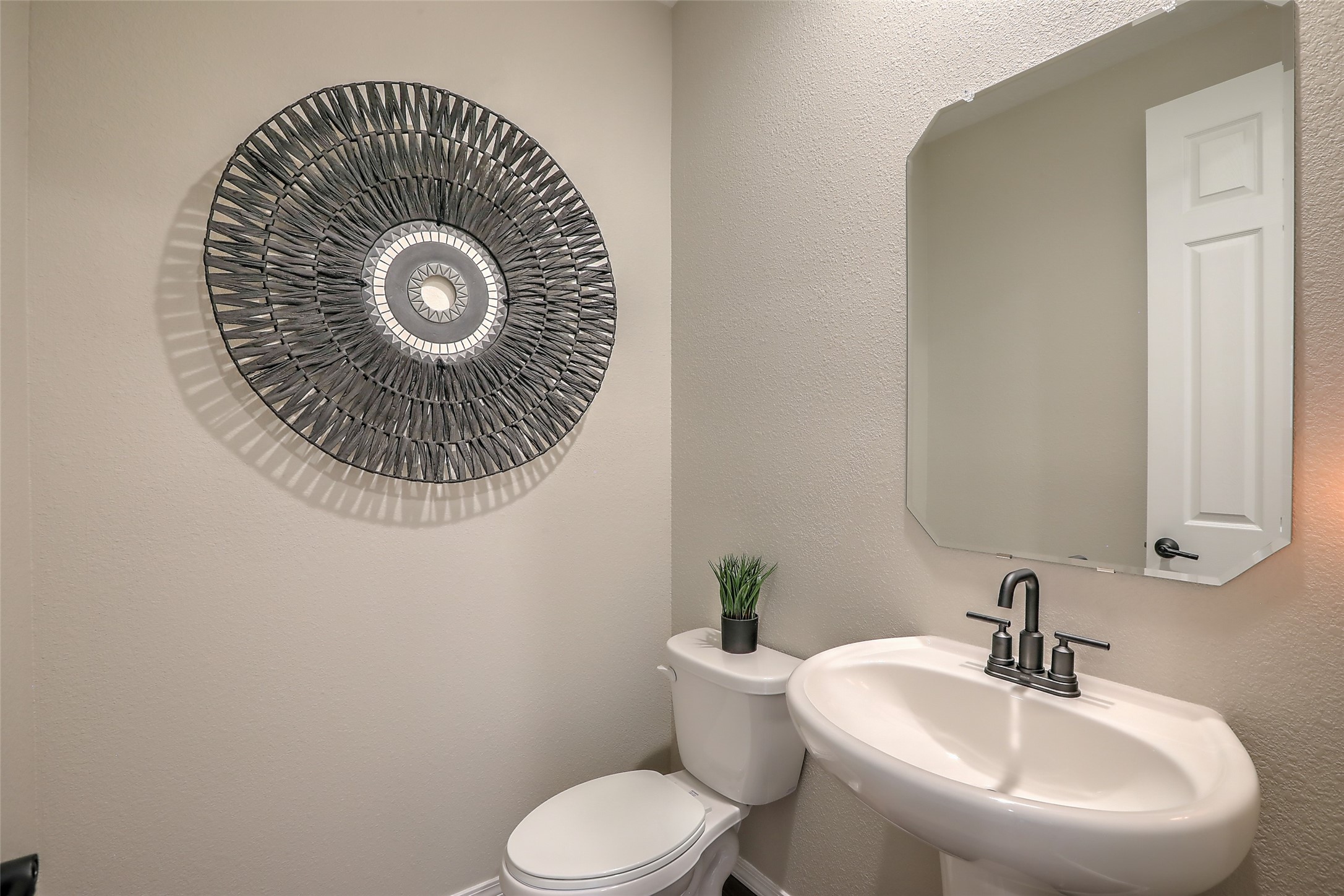 4630 Rail Runner Road Santa Fe, NM 87507 - Photo 24 of 36