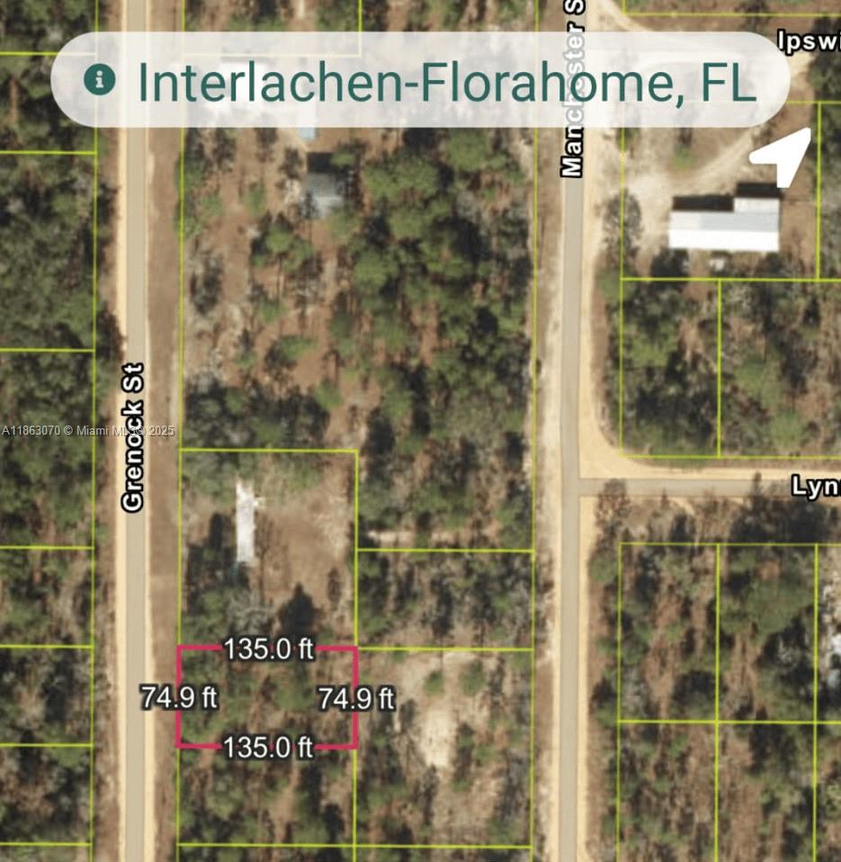 112 Grenock Street Interlachen, FL 32148 - Photo 3 of 7 a bathroom with a shower