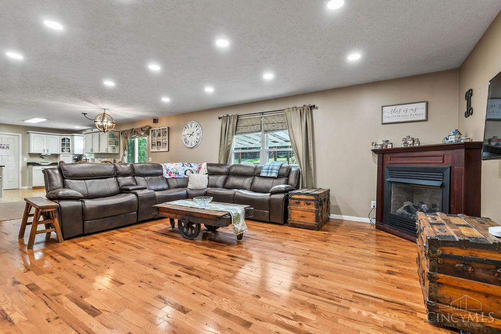 4 Ridgeview Court Milford, OH 45150 - Photo 9 of 46 Gallery Image 9