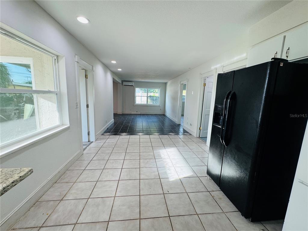 209 East Main Street Dundee, FL 33838 - Photo 12 of 13 a view of entryway