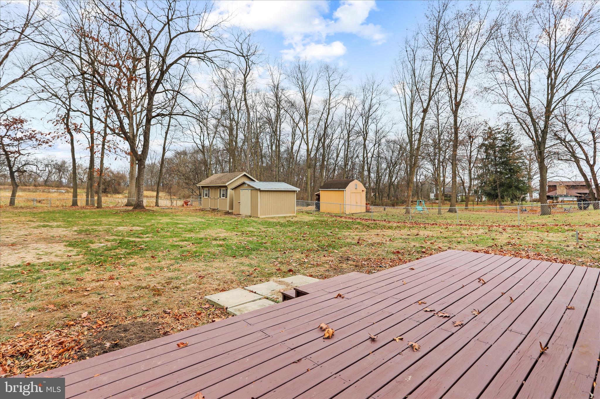 19734 Longmeadow Road Hagerstown, MD 21742 - Photo 38 of 45 a view of a yard with wooden fence