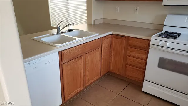 $1,550 | 10384 Midseason Mist Street, Las Vegas, NV 89183