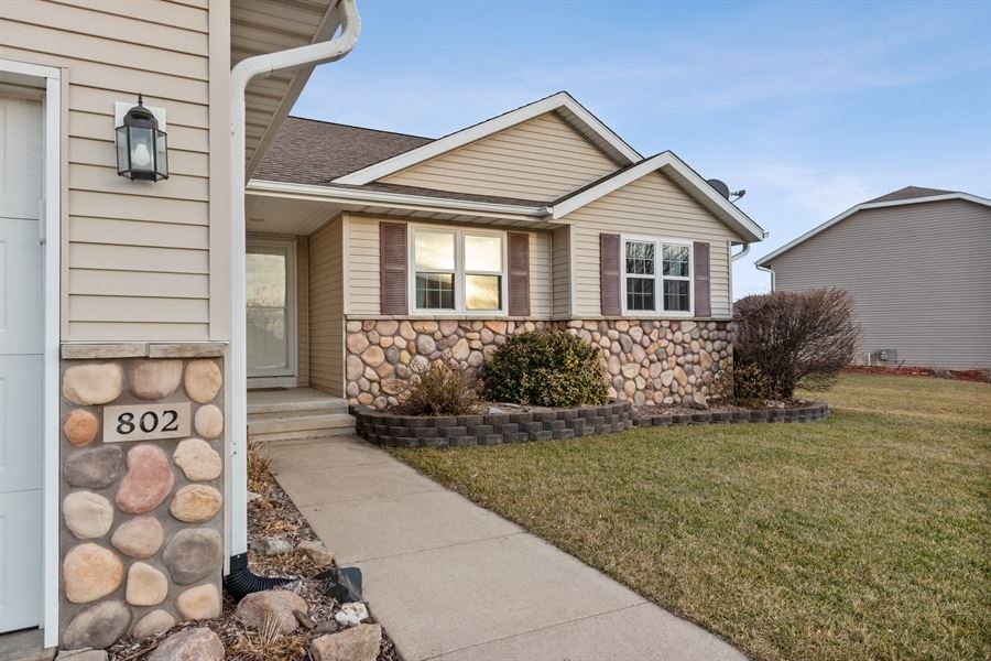 802 Wood Lily Road Solon, IA 52333 - Photo 27 of 32 Gallery Image 27