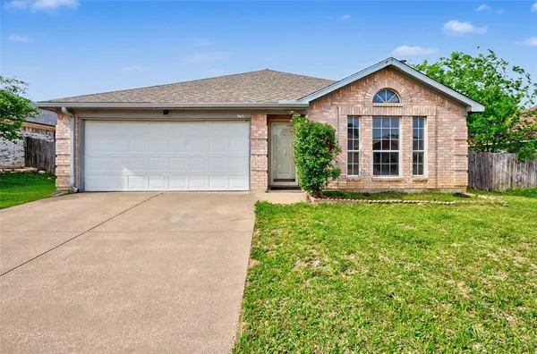 $285,000 | 945 Tennessee Trail, Arlington, TX 76017
