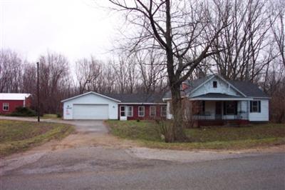 1949 Roslin Road Benton Harbor, MI 49022 - Photo 1 of 2 Primary Photo