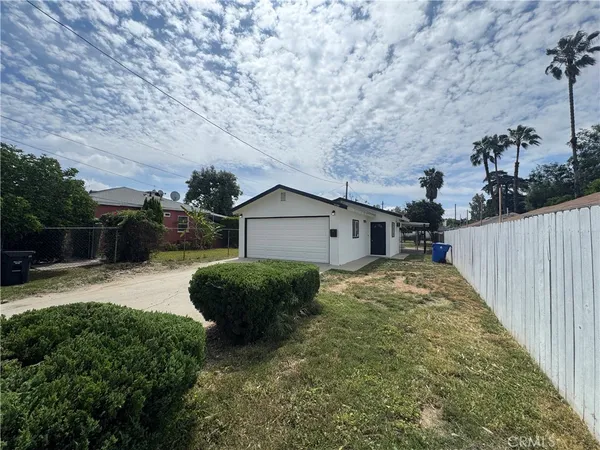 $769,950 | 14752 Lemay Street, Van Nuys, CA 91405