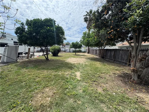 $769,950 | 14752 Lemay Street, Van Nuys, CA 91405