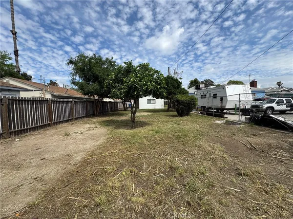$769,950 | 14752 Lemay Street, Van Nuys, CA 91405