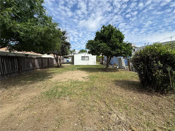 $769,950 | 14752 Lemay Street, Van Nuys, CA 91405