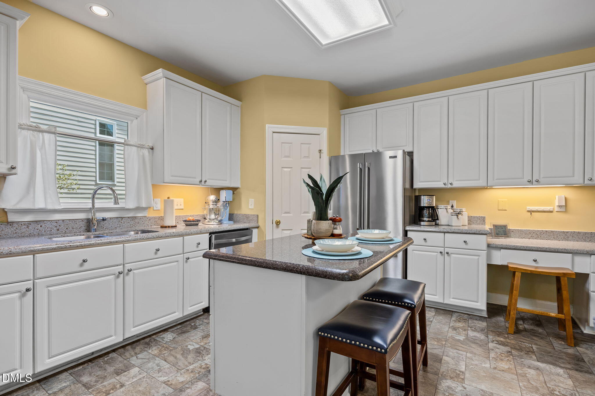 4008 Sunridge Road Raleigh, NC 27613 - Photo 14 of 42 Gallery Image 14