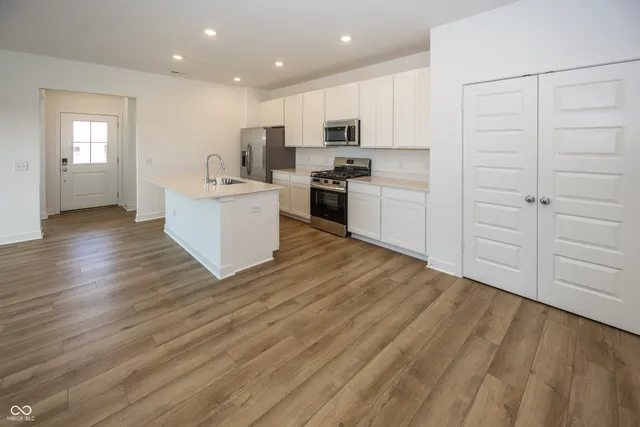 $2,200 | 17273 Wellburn Drive, Westfield, IN 46074