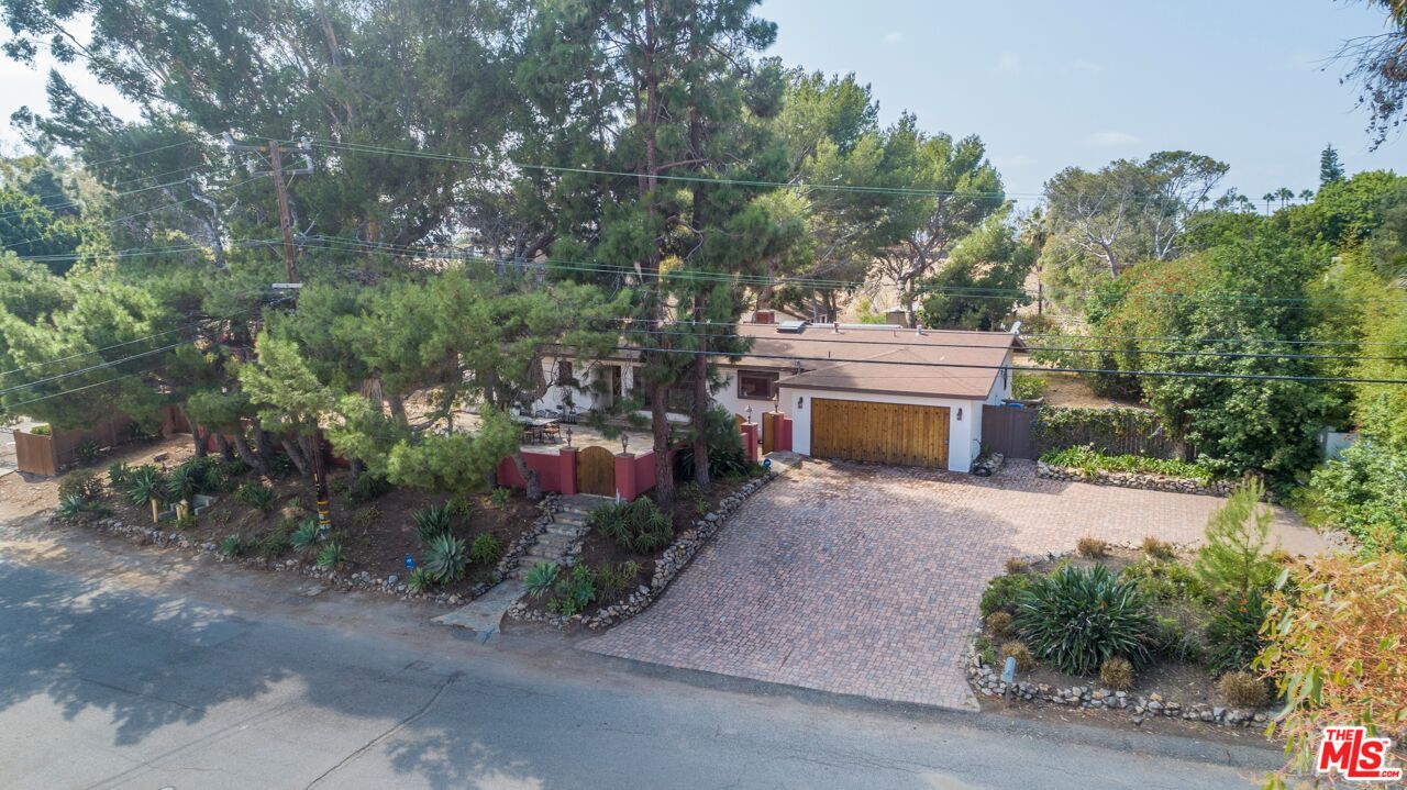6579 Wandermere Road Malibu, CA 90265 - Photo 40 of 40 Gallery Image 40
