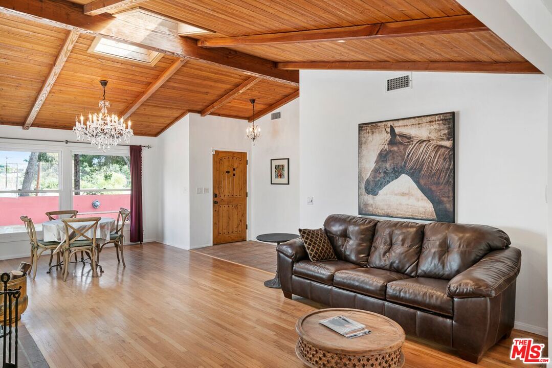 6579 Wandermere Road Malibu, CA 90265 - Photo 6 of 40 Gallery Image 6