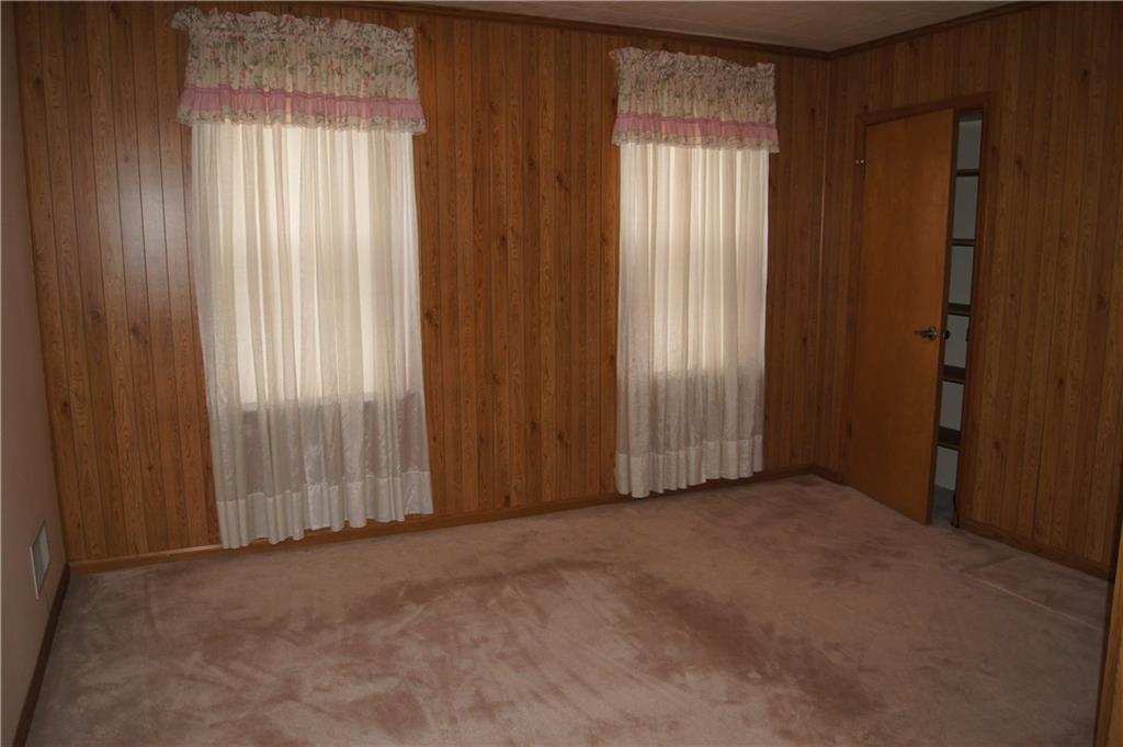 917 Walnut Street Springdale, PA 15144 - Photo 6 of 12 Gallery Image 6