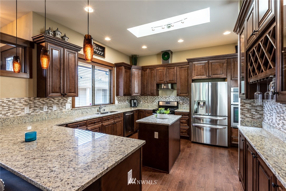 6862 Hannegan Road, Unit B Everson, WA 98247 - Photo 8 of 28 Gallery Image 8
