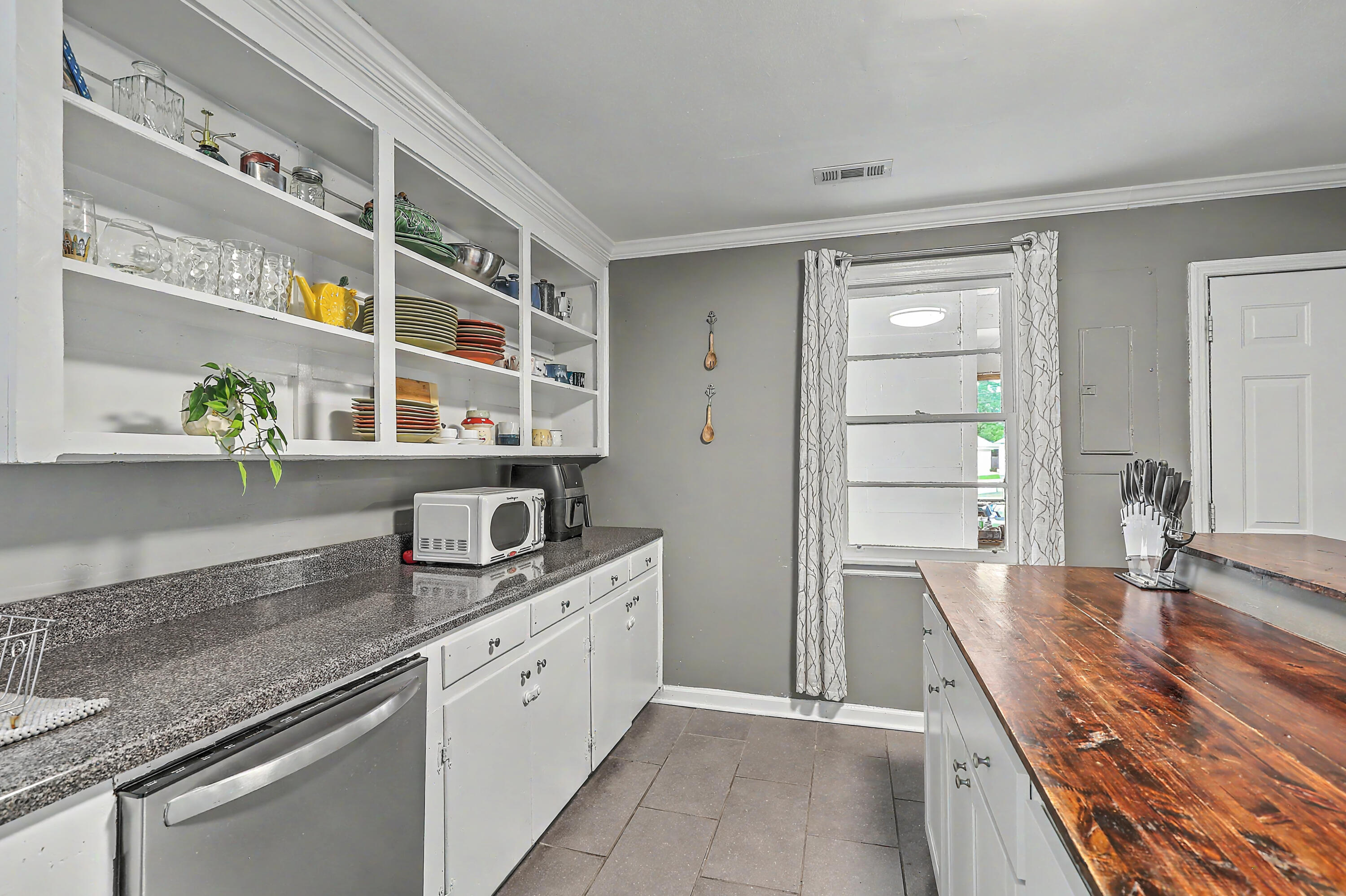 882 Savage Road Charleston, SC 29414 - Photo 13 of 39