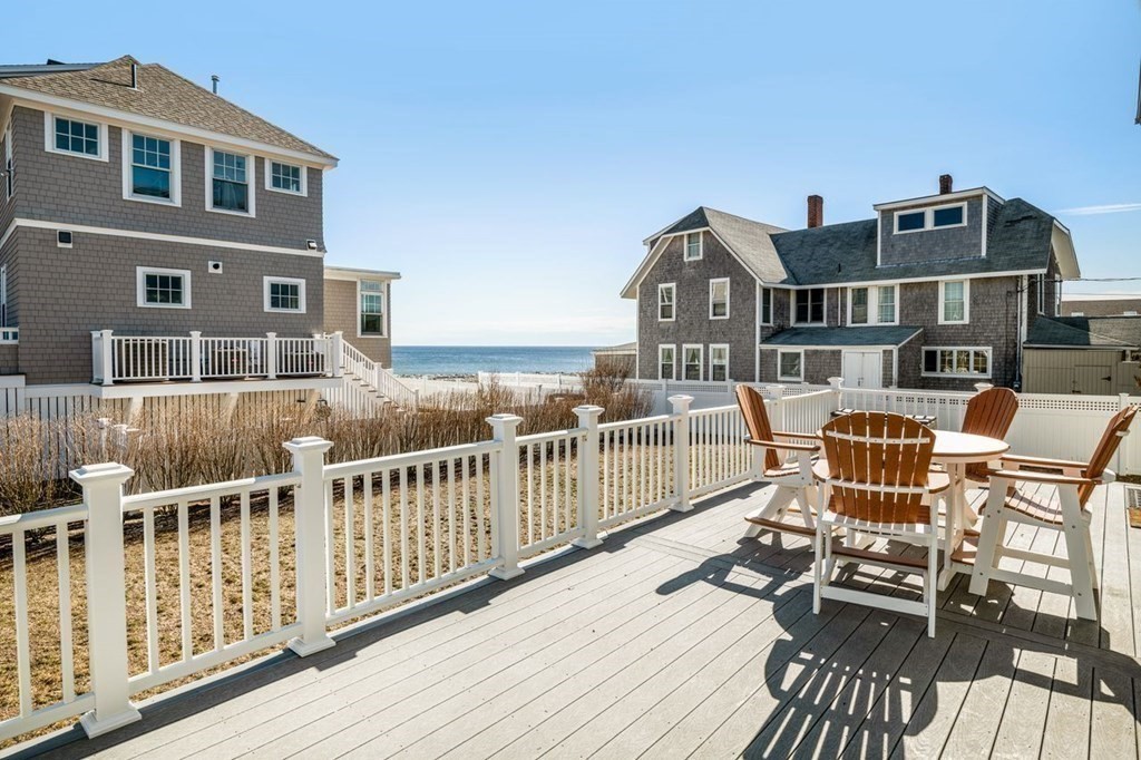 9 Surfside Road Scituate, MA 02066 - Photo 9 of 40 Gallery Image 9