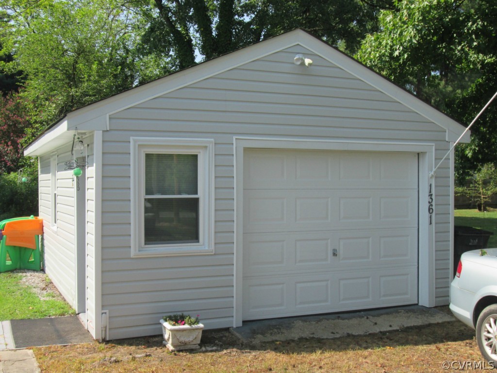 1361 Burning Tree Road Henrico, VA 23231 - Photo 14 of 16 Gallery Image 14